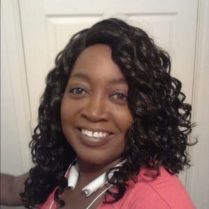 Meet your Posher, Carolyn